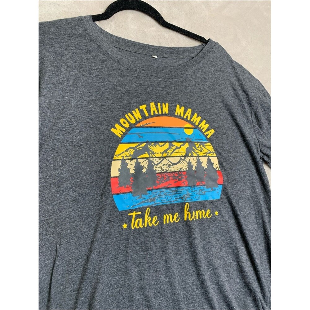 Mountain Mamma Graphic Tee - Dark Heather Gray
